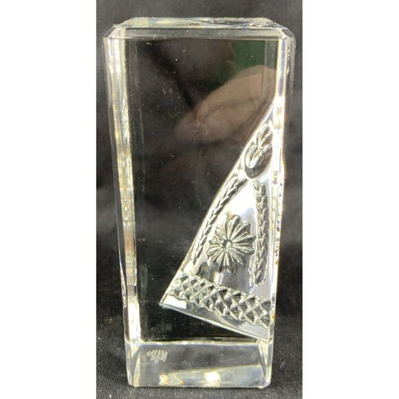 Waterford Crystal Times Square 2001 Paperweight Sculpture 4.5" Tall - Picture 1 of 9